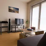Cozy Studio With Pool Close To The Sea